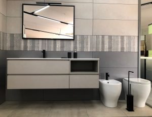 mobile bagno e specchiera design